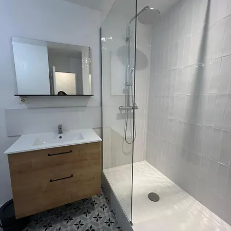 Lumineux T3 Refait A Neuf Dans Le Vieux Toulon Centre Apartment Exterior photo
