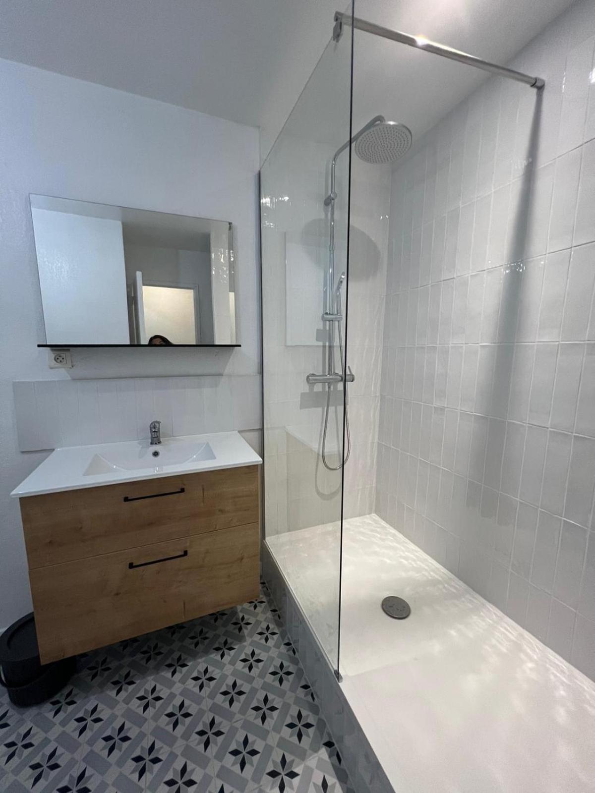 Apartment Lumineux T3 Refait A Neuf Dans Le Vieux Centre Toulon